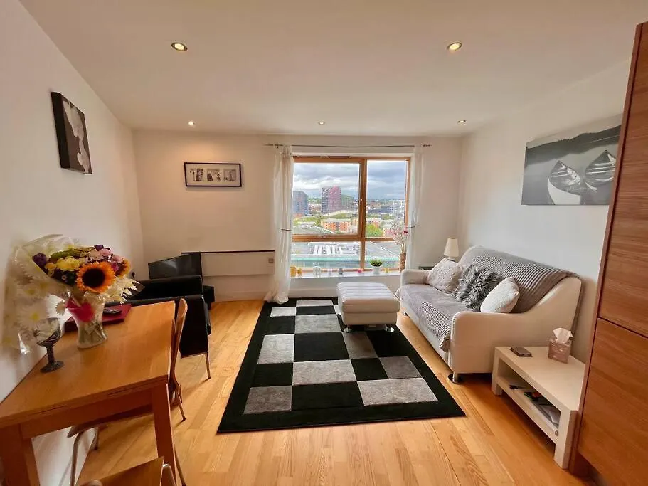Lovely City Centre 1 Bed Apartment Beeston Hill