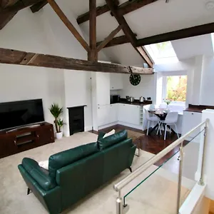  Holiday home Pheasants Crossing - Luxurious And Cozy In Peaceful Rural Location